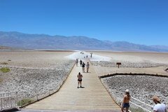 Death Valley Park, Sie können um die Salzseen wandern